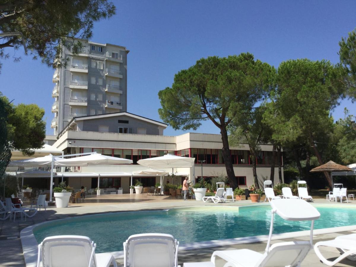 Hotel Perrozzi Васто Экстерьер фото
