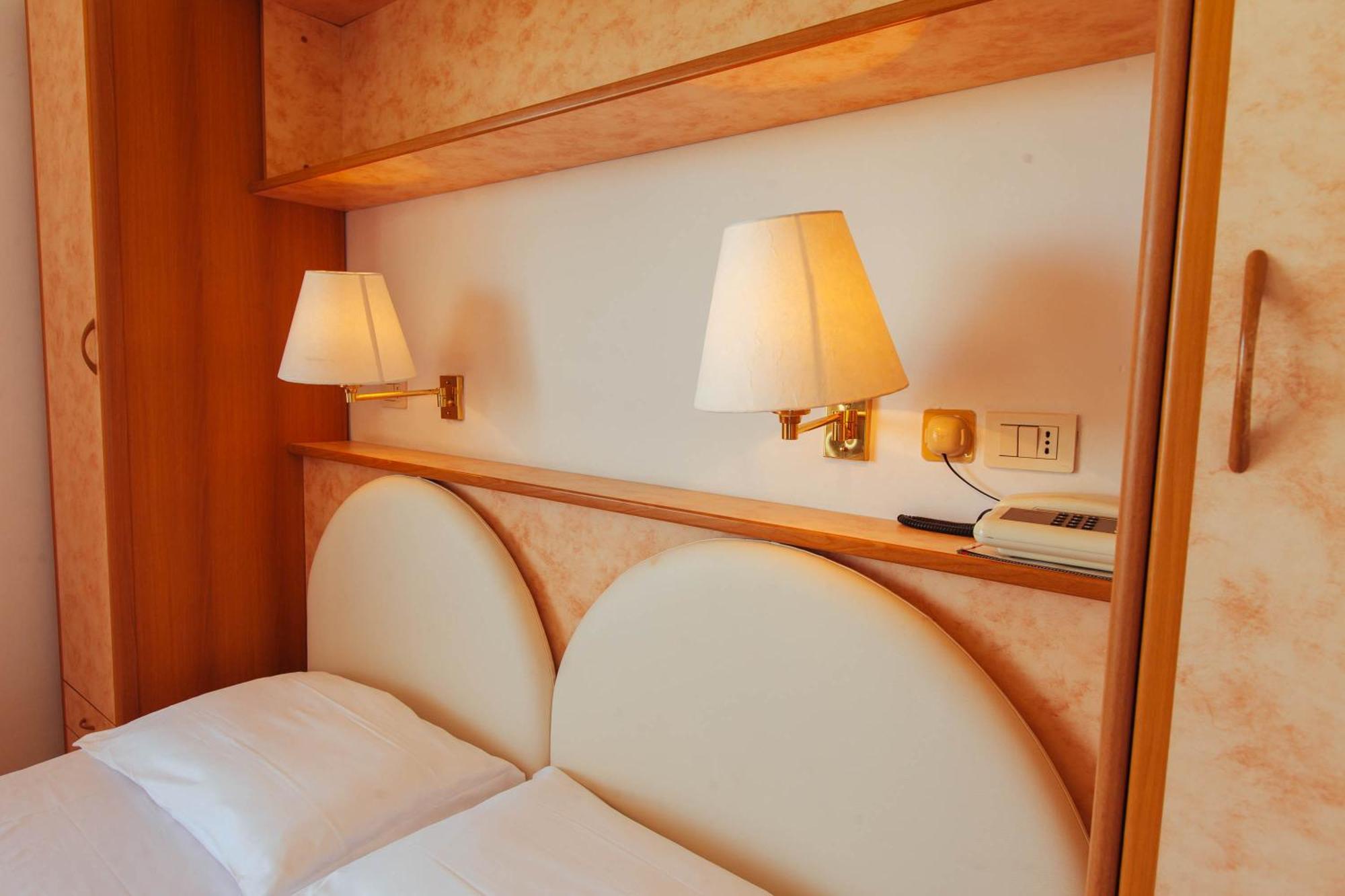Hotel Perrozzi Васто Номер фото